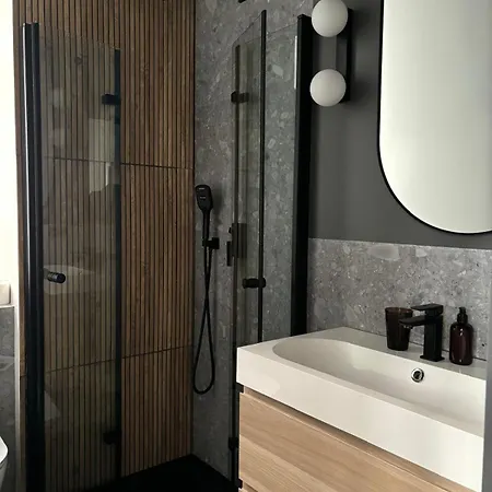 Center Apartment-wroclawska Апартаменти *